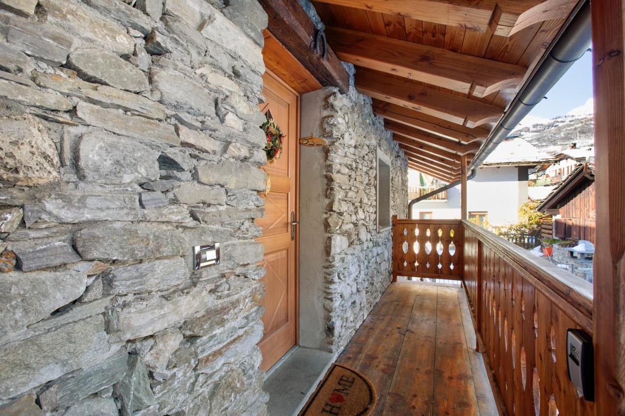 Chalet Vista Monte Bianco Ла-Саль Экстерьер фото