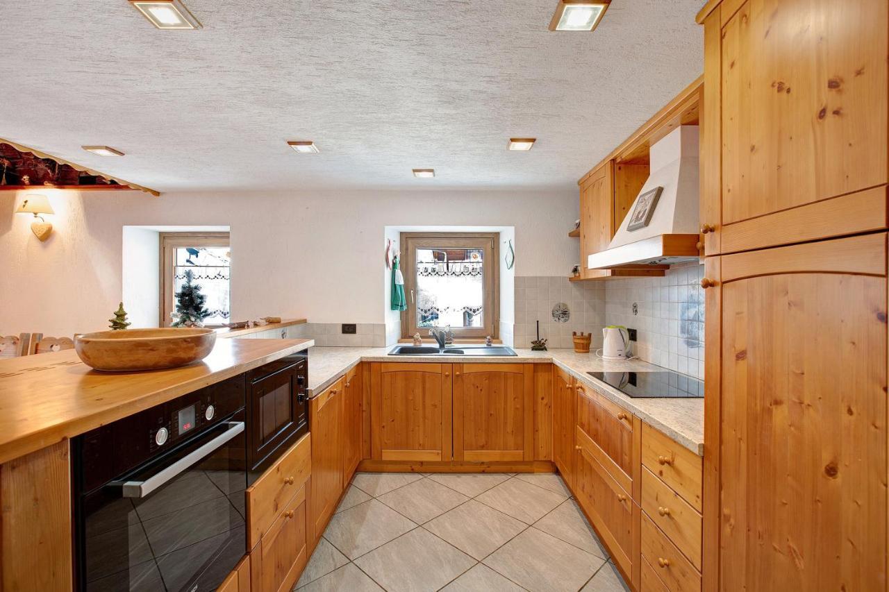Chalet Vista Monte Bianco Ла-Саль Экстерьер фото