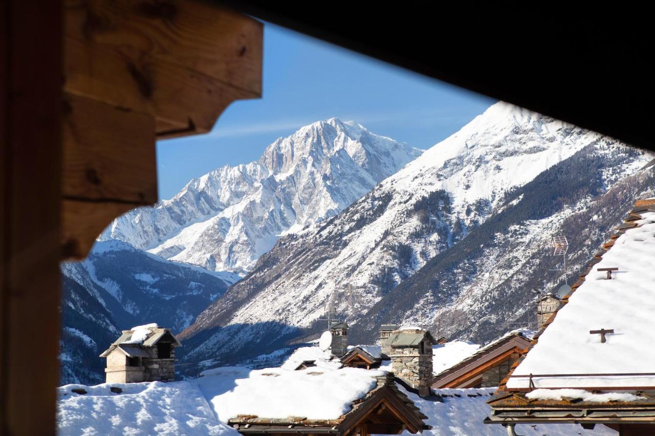 Chalet Vista Monte Bianco Ла-Саль Экстерьер фото