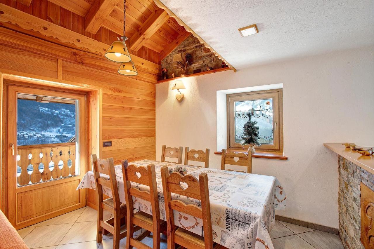 Chalet Vista Monte Bianco Ла-Саль Экстерьер фото